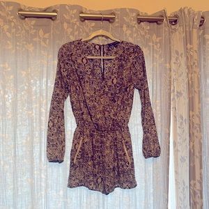Long sleeved Romper